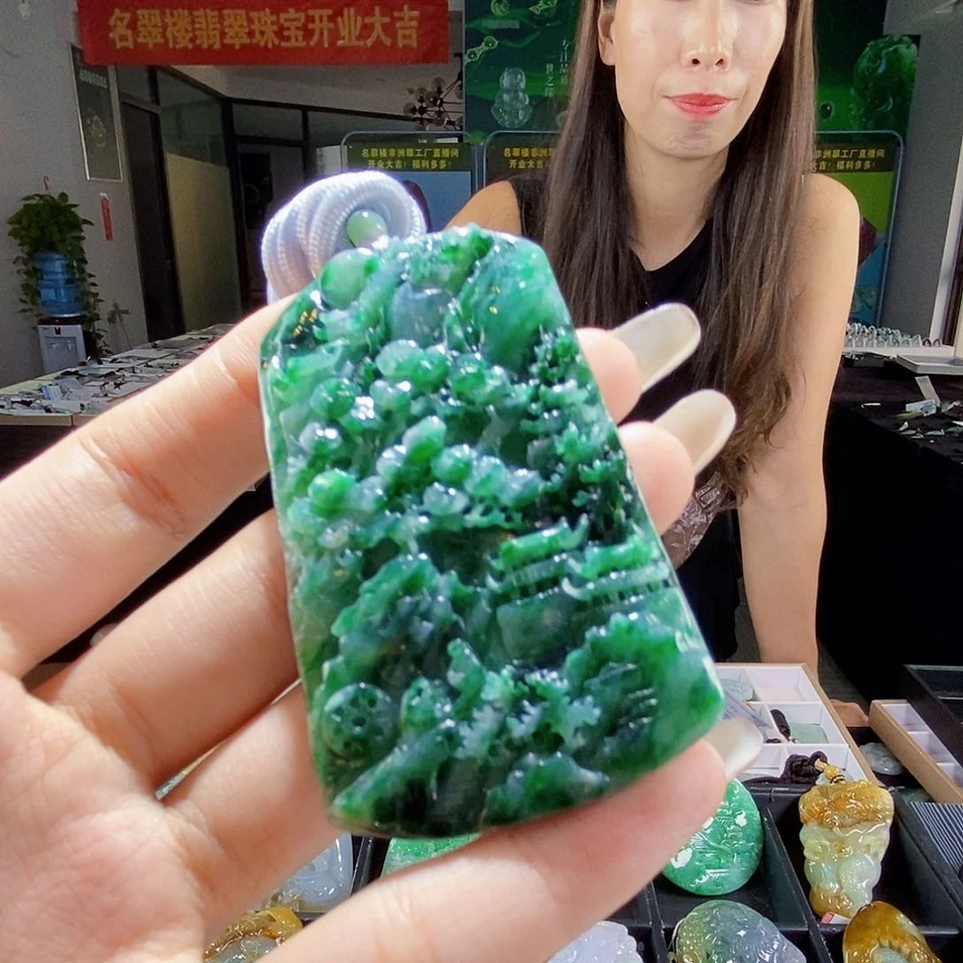 颈饰未镶嵌翡翠翡翠