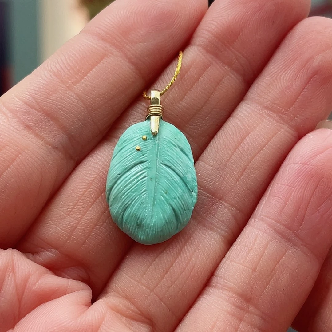 绿松石颈饰未镶嵌