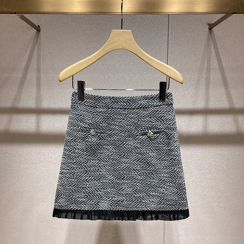 秋季裙子2024新款赫本小香风半裙高端气质半身裙设计感荷叶边短裙