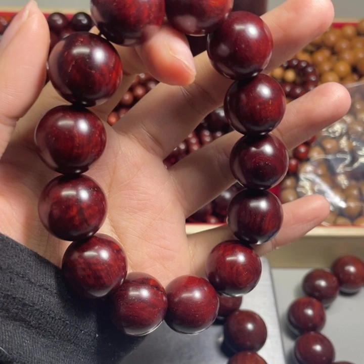 老***高檀香紫檀（小叶紫檀）满龙鳞 1.8单圈