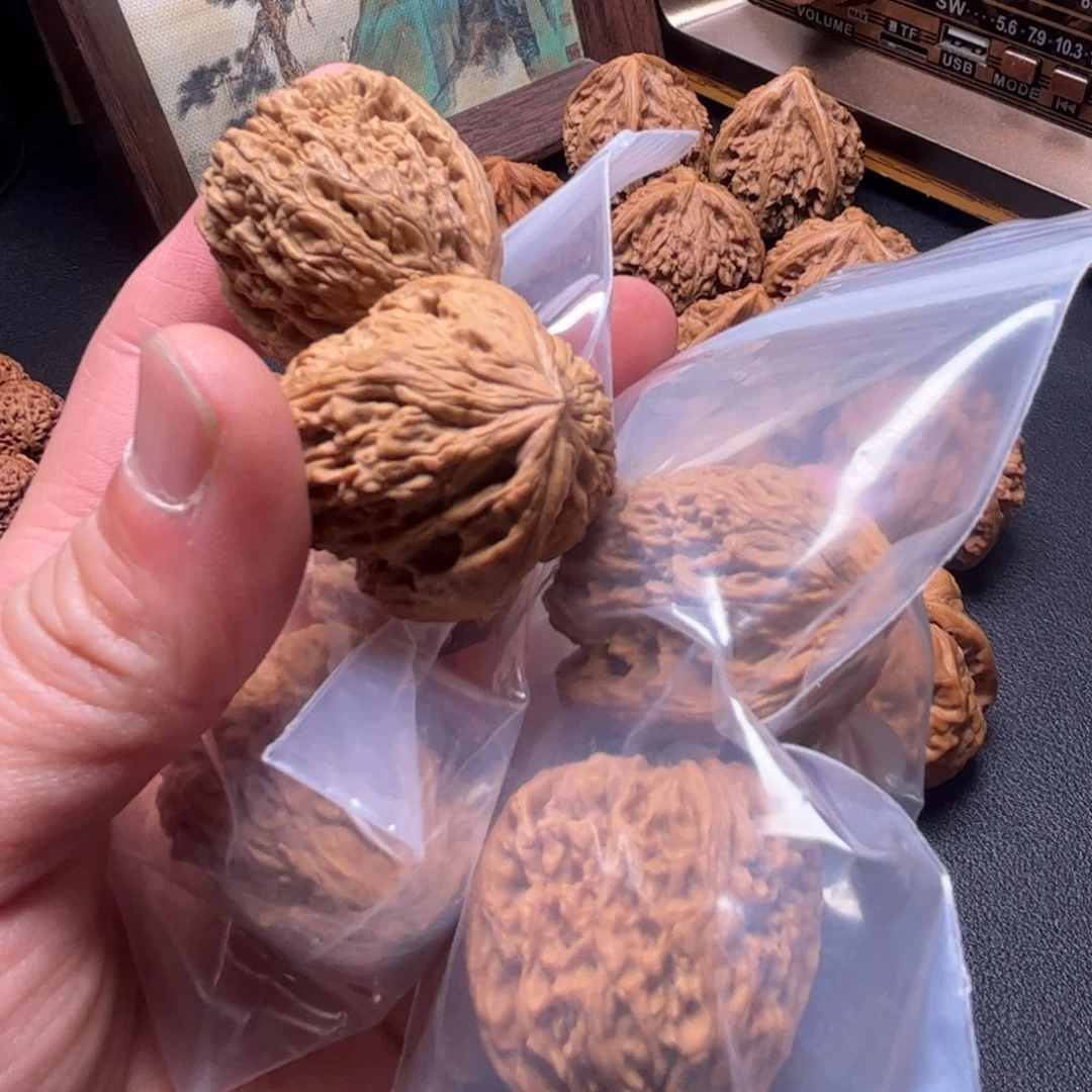 吊坠文玩核桃福利三对南疆石