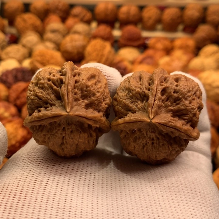 文玩核桃把件4……..