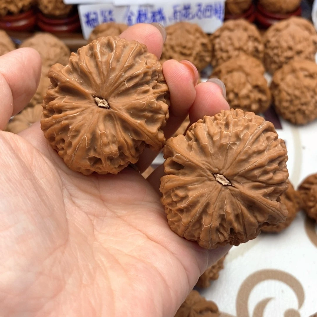 【闪购商品】文玩核桃吊坠驰*375号金麒麟