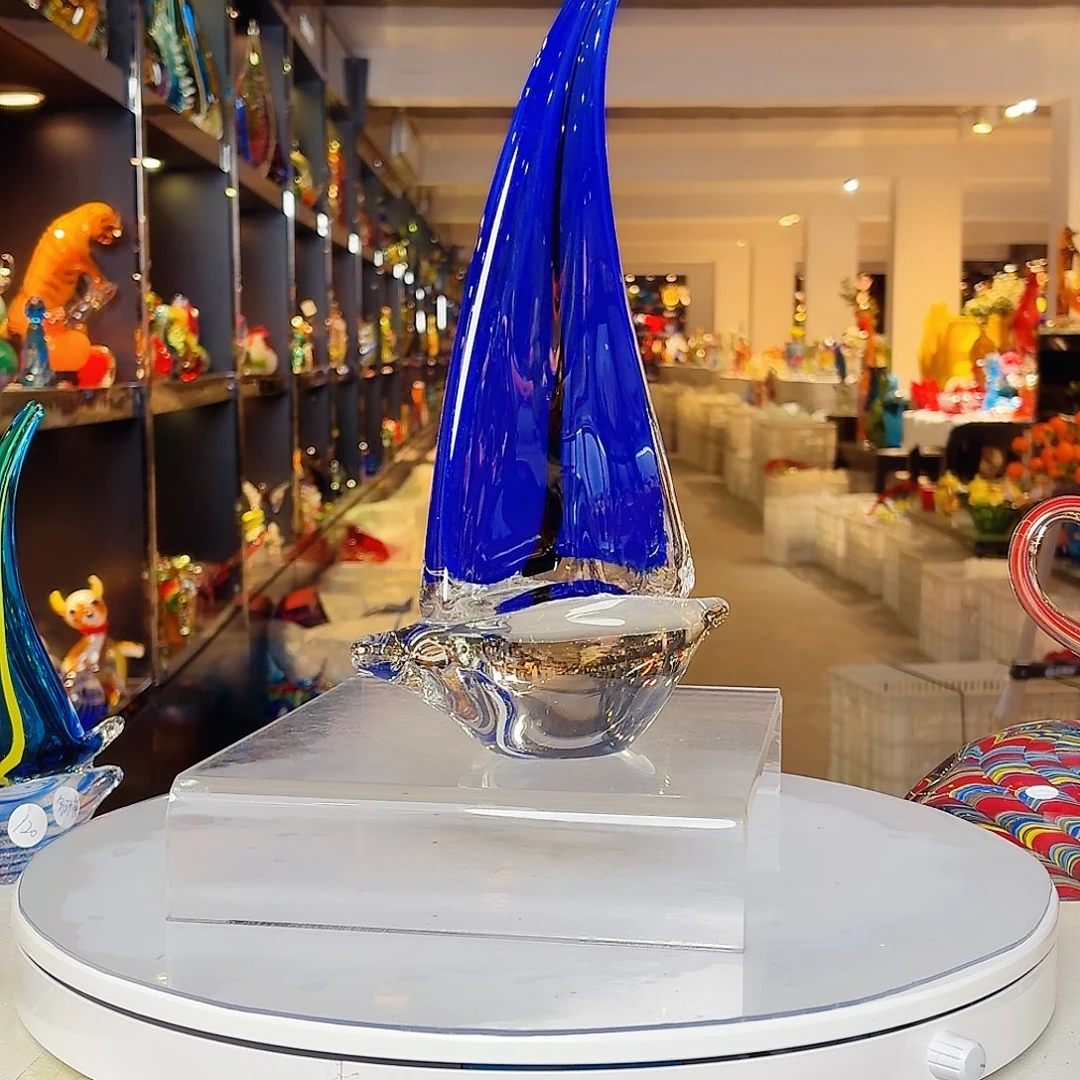 琉璃手工艺品琉璃塔和塔顶为