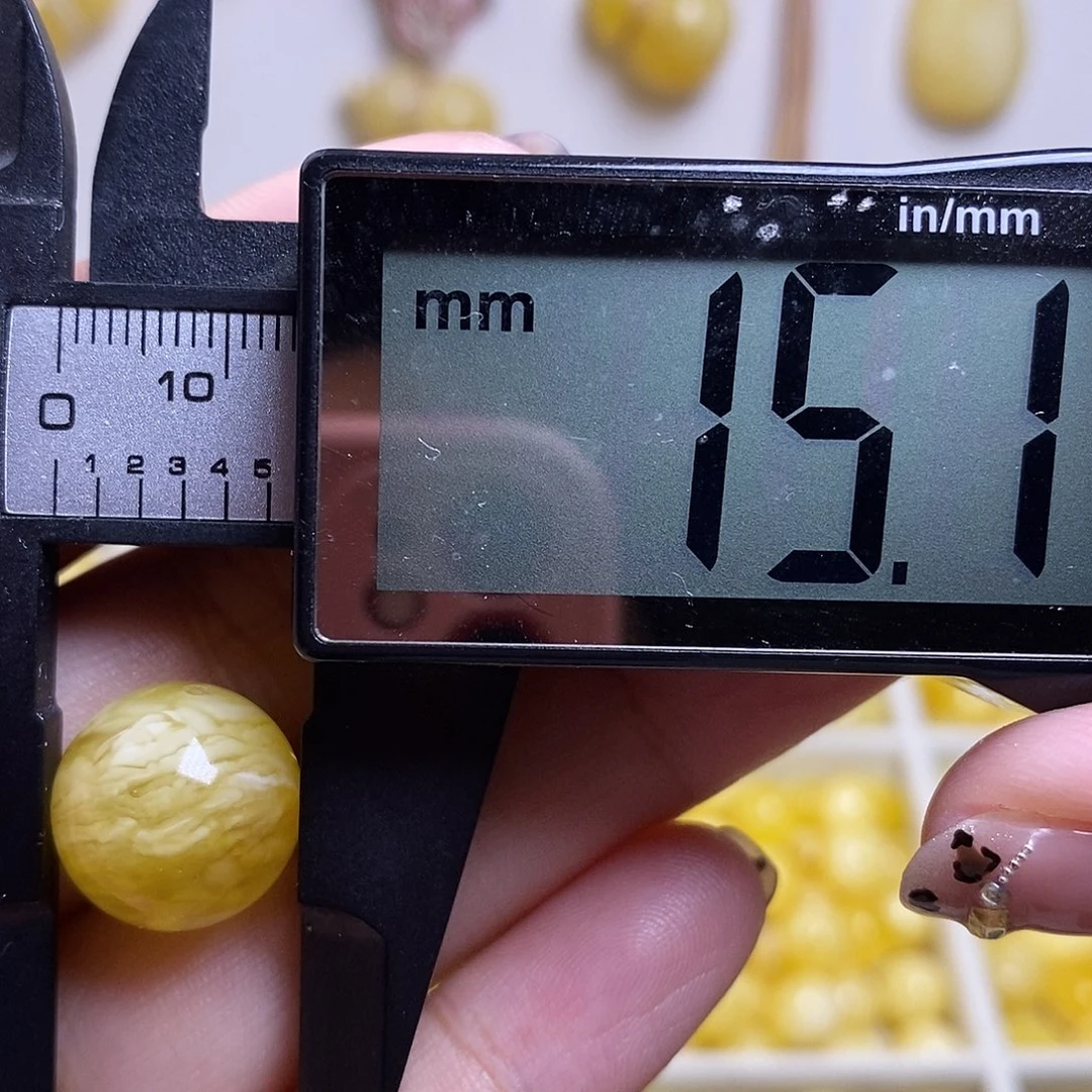 裸石琥珀未镶嵌蜜蜡圆珠