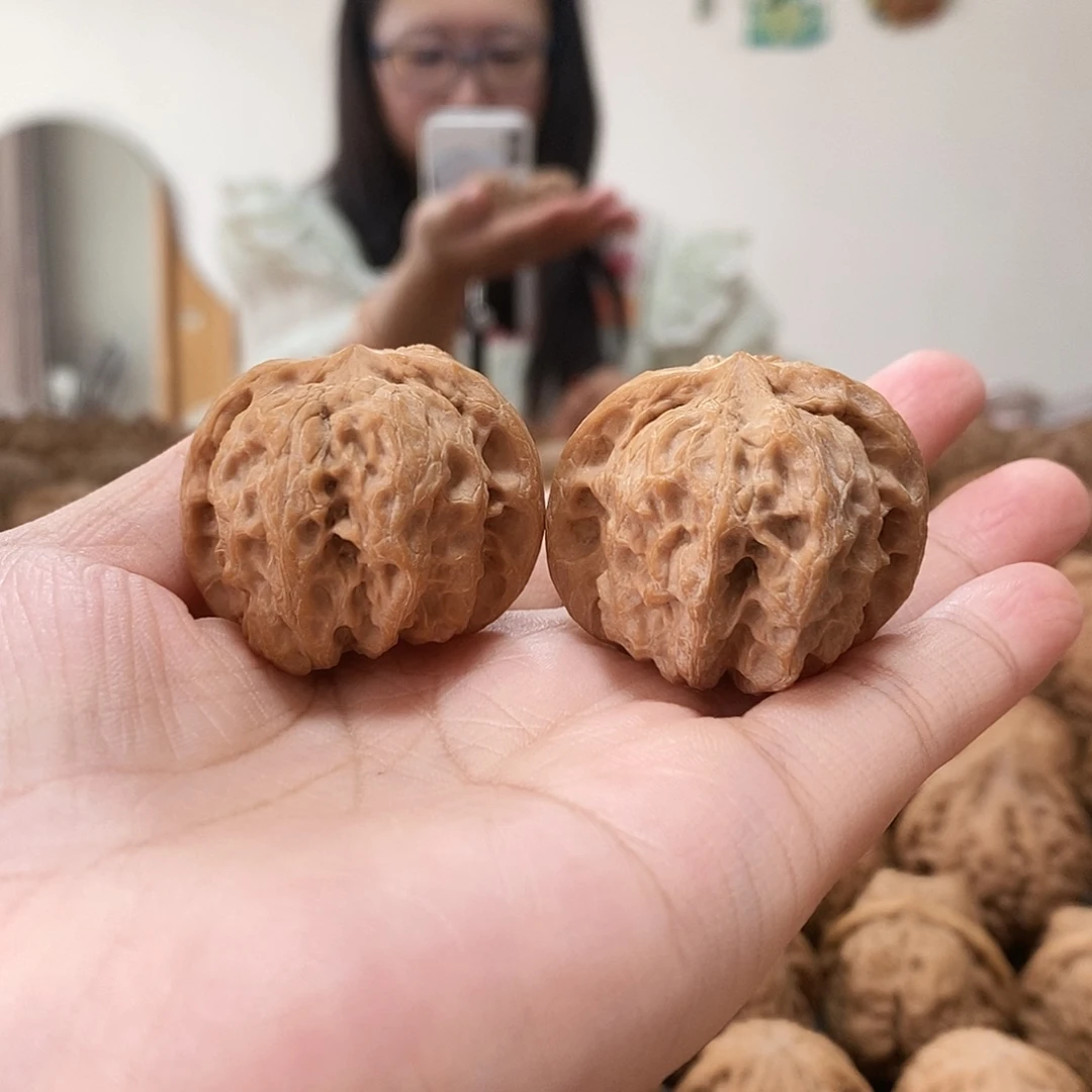 文玩核桃吊坠圆尚36+