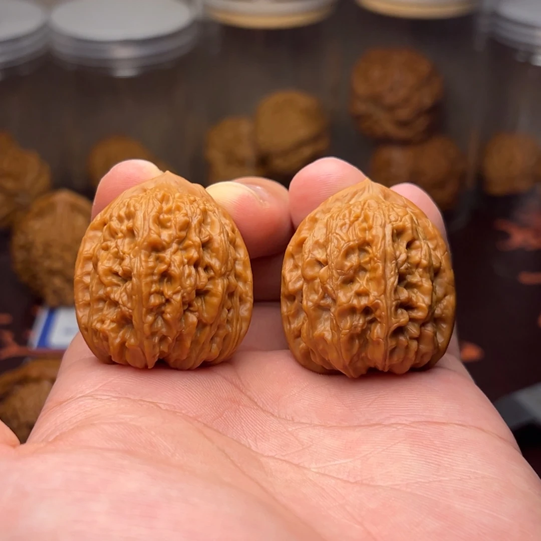 文玩核桃把件319赤龙鸡心高39边35