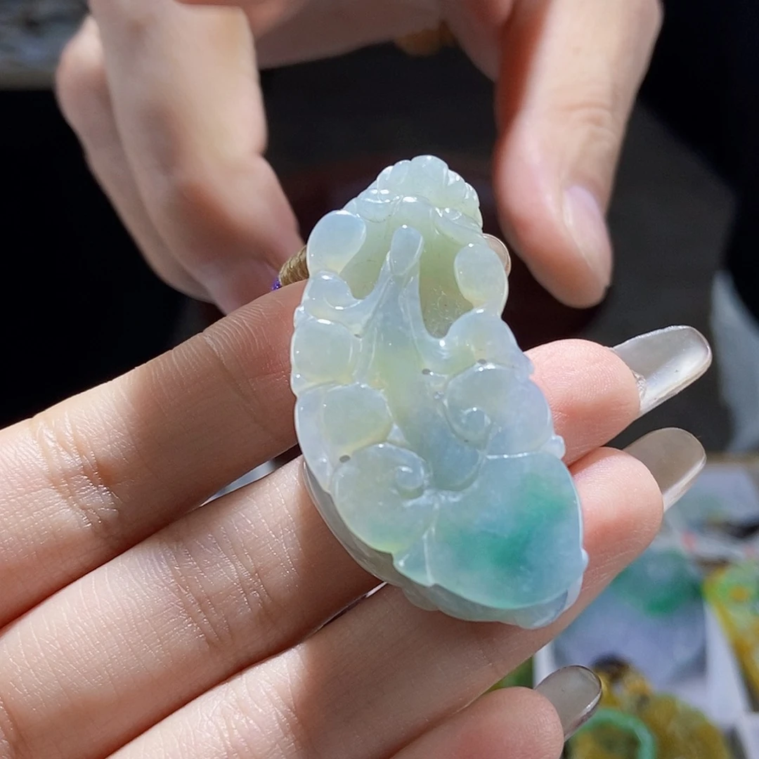 颈饰未镶嵌翡翠翡翠