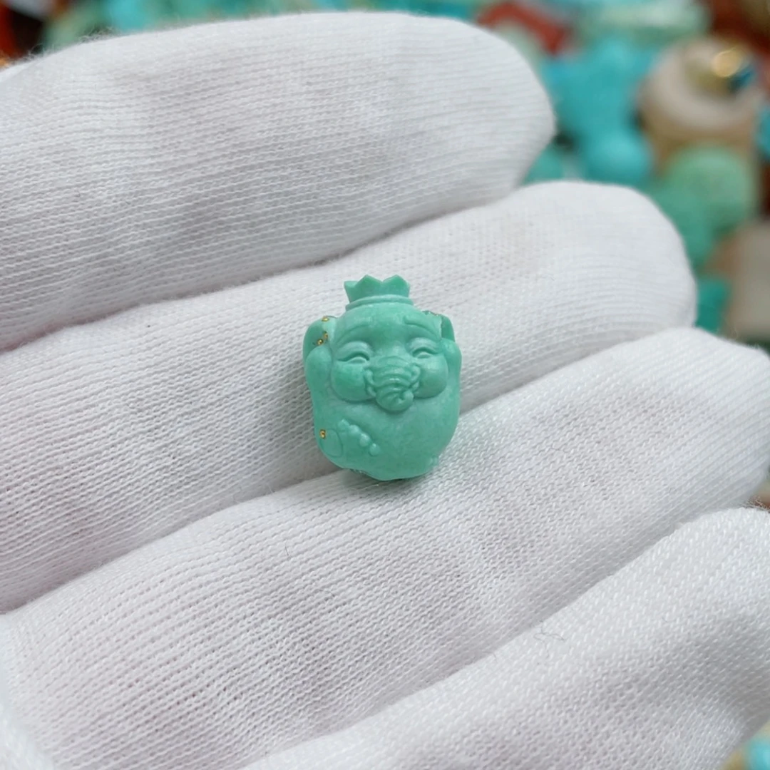 绿松石未镶嵌珠宝奇石