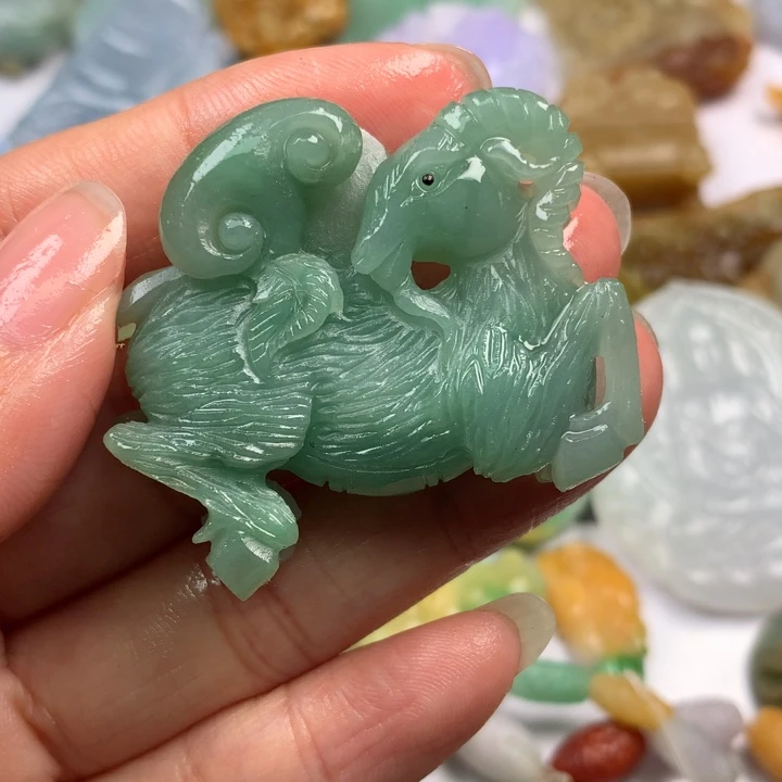 定制翡翠未镶嵌翡翠