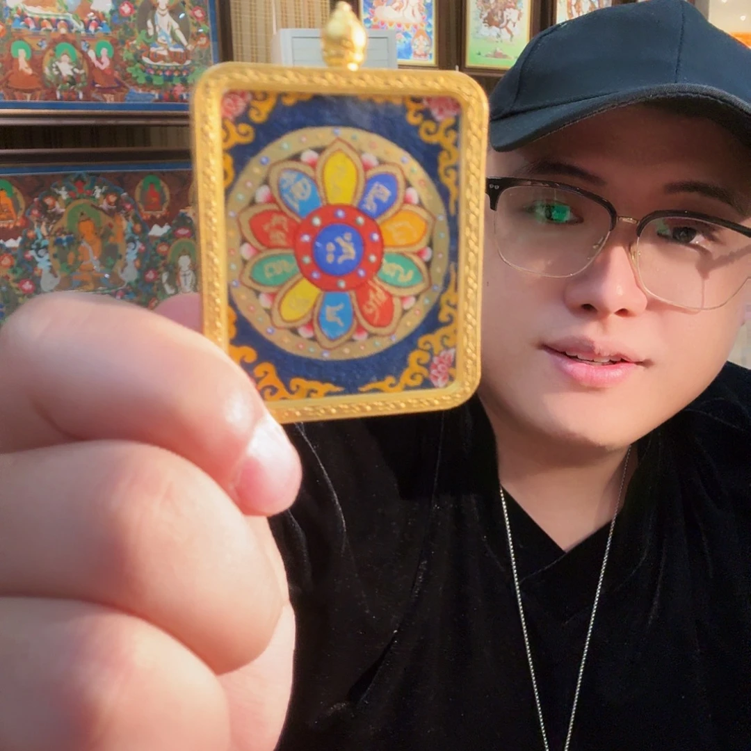 三***.吊坠发发发发发发发发