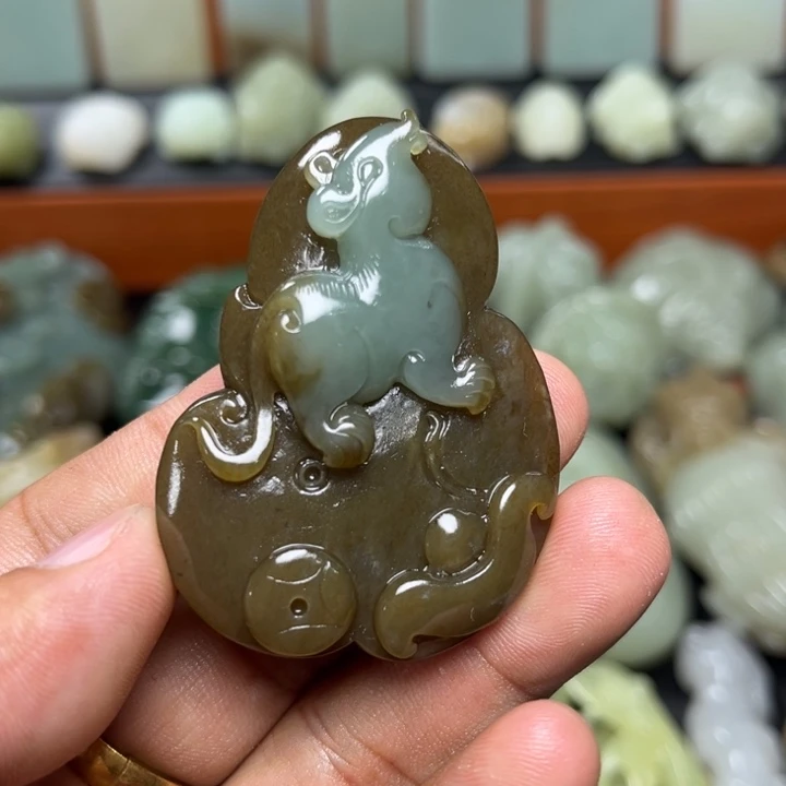 未镶嵌和田玉挂件