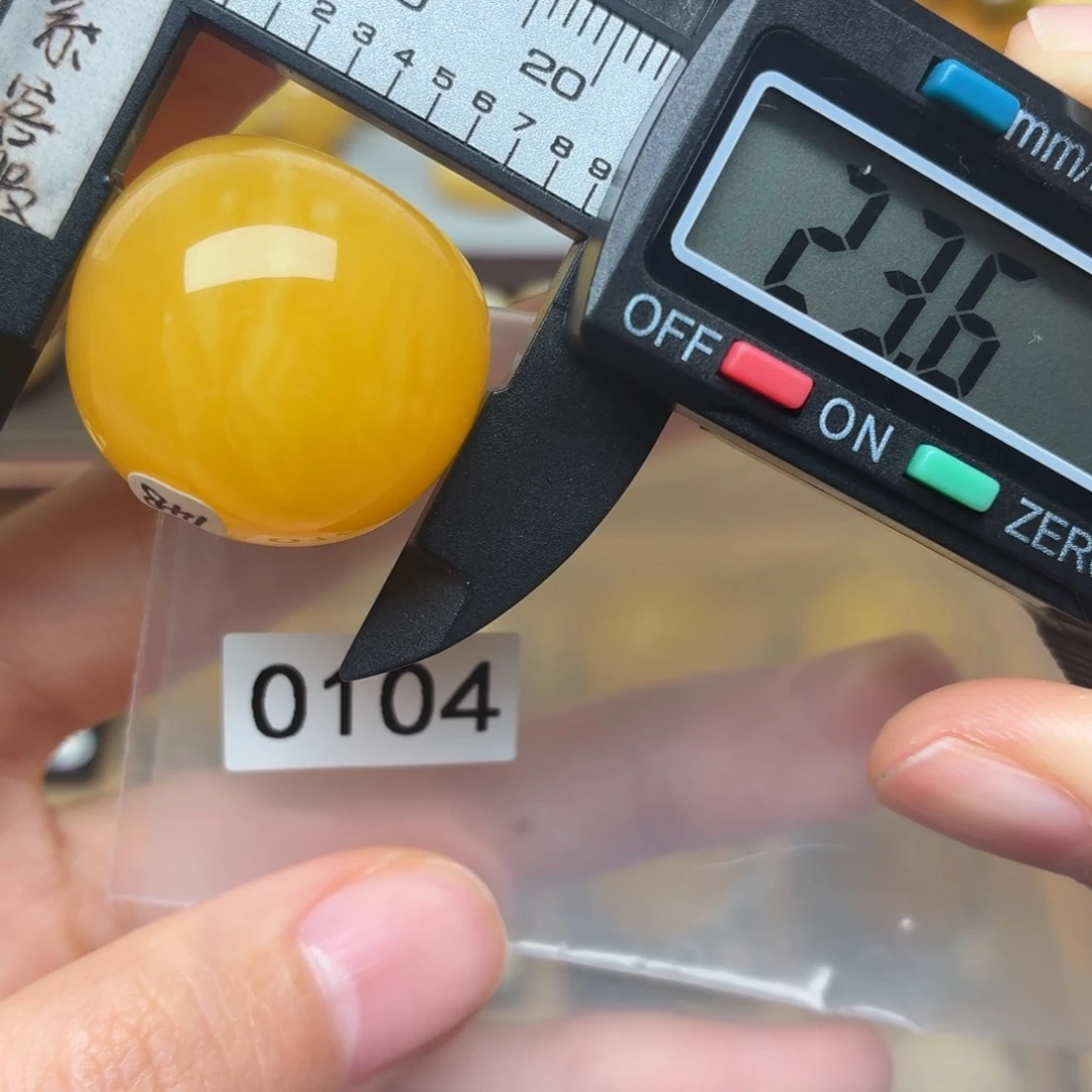 琥珀未镶嵌裸石蜜蜡柿子