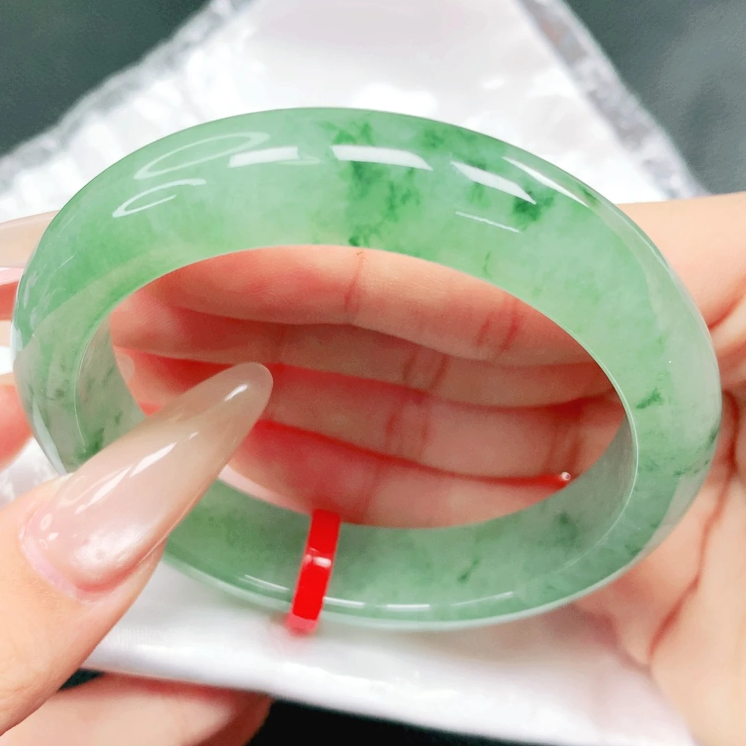 翡翠未镶嵌手镯56