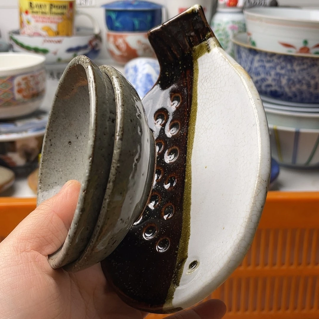 瓷片啦****发哈哈哈我来拉了笑哈咯我也