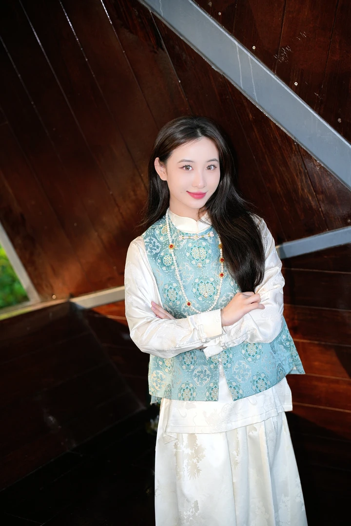 蓝大【莲印】桑蚕丝对襟马甲7186