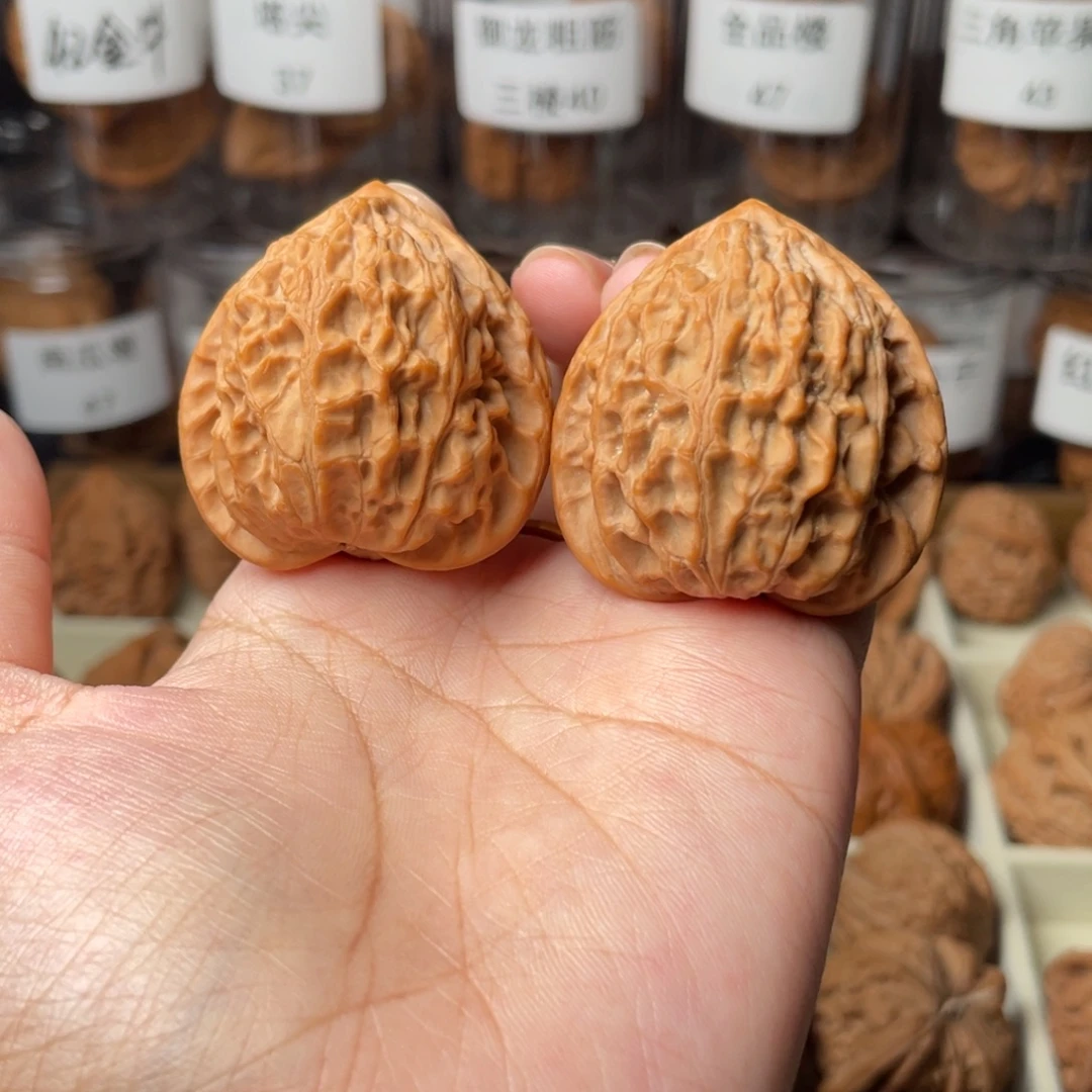 把件文玩核桃39金牛