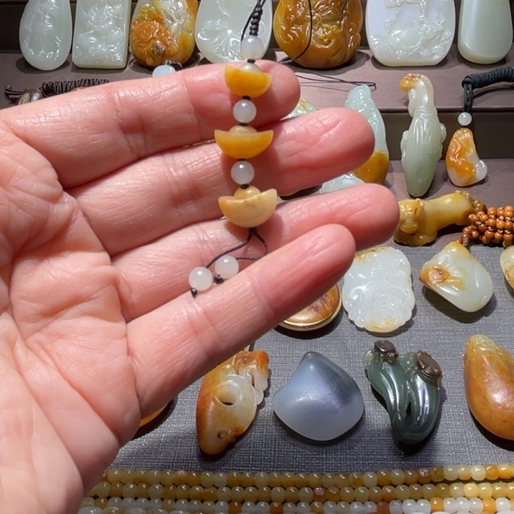 和田玉（白玉）未镶嵌颈饰