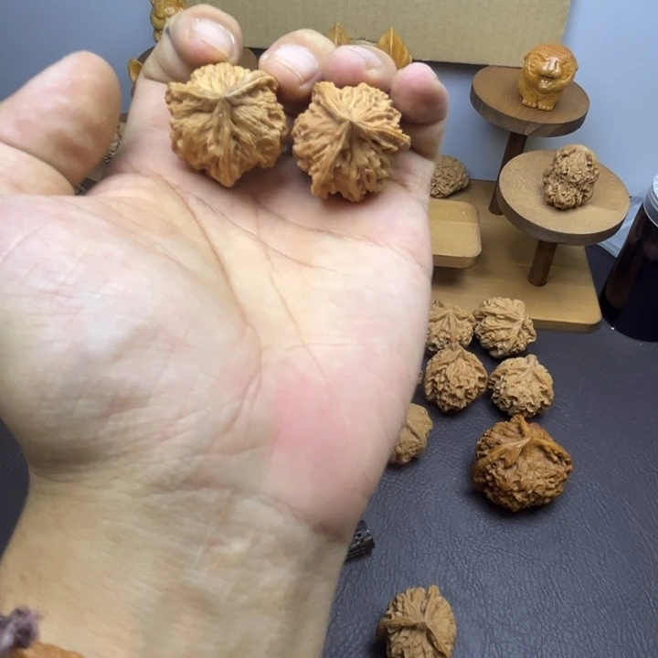 大***饼桃核吊坠盘山三棱马虎对儿