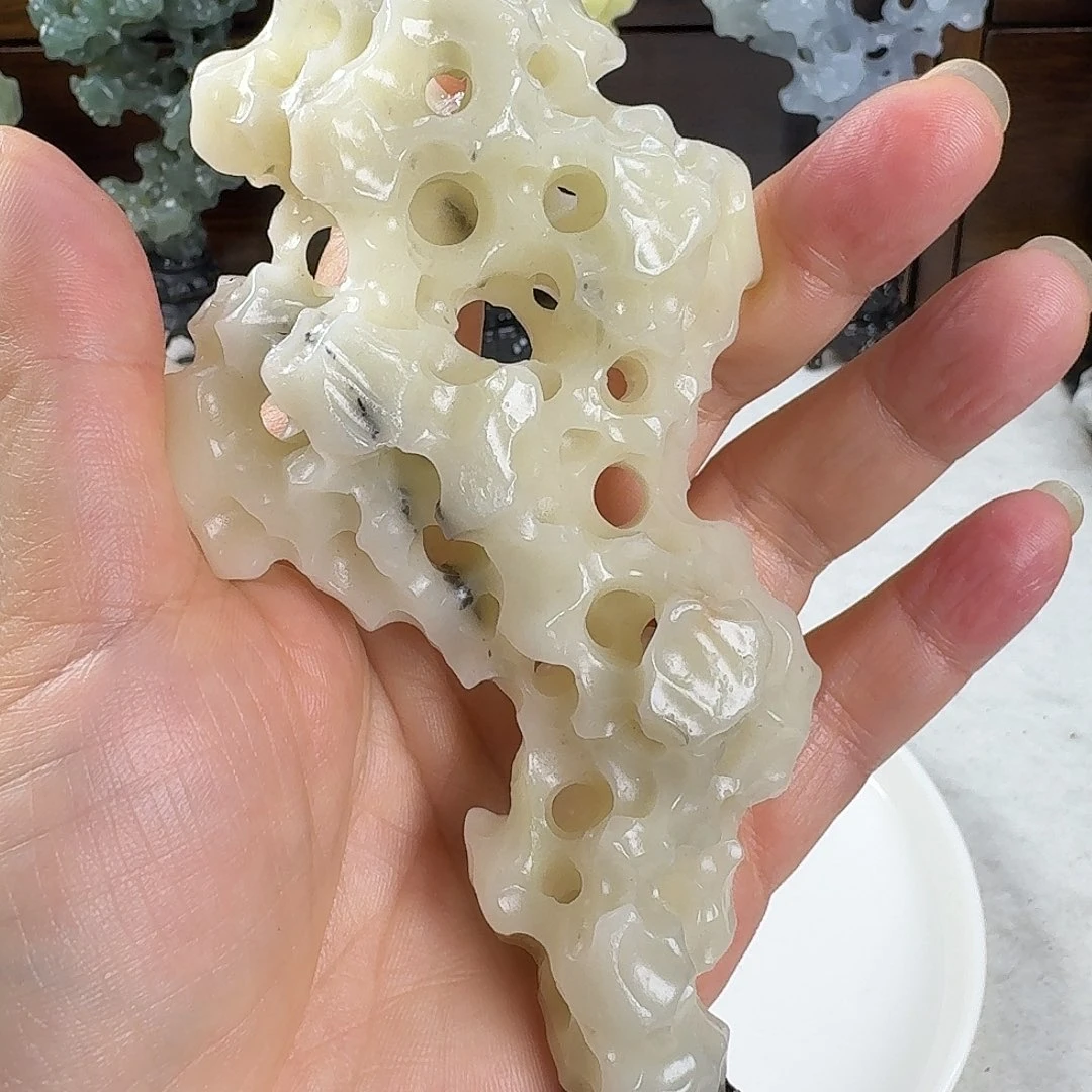 云南石云南白山子