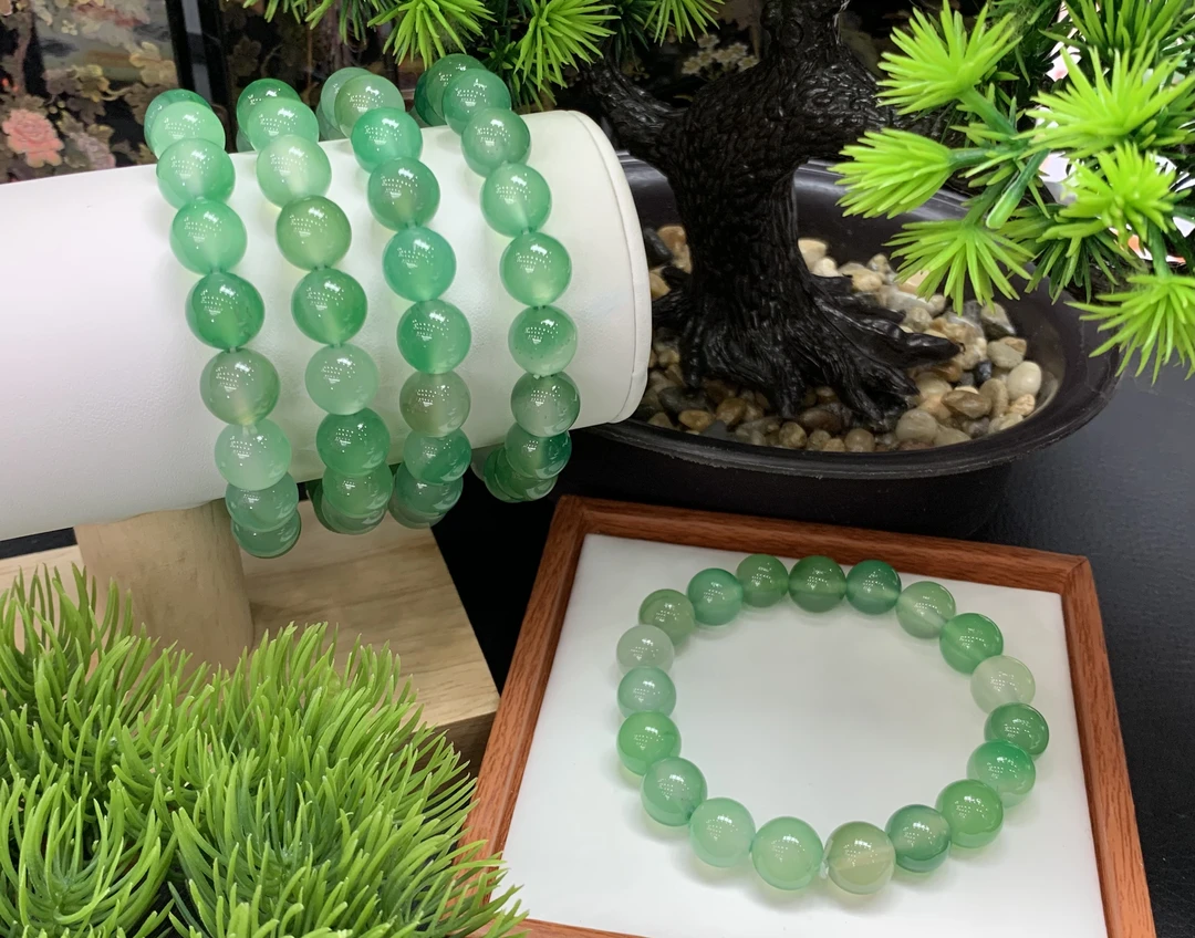 玛瑙冰绿珠串FL3/多样性发其一CP【10mm】