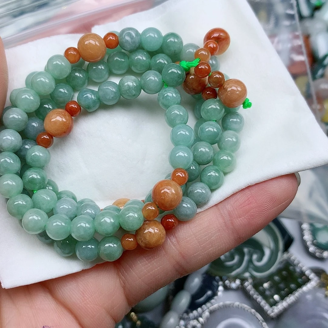 翡翠颈饰足银镶嵌翡翠