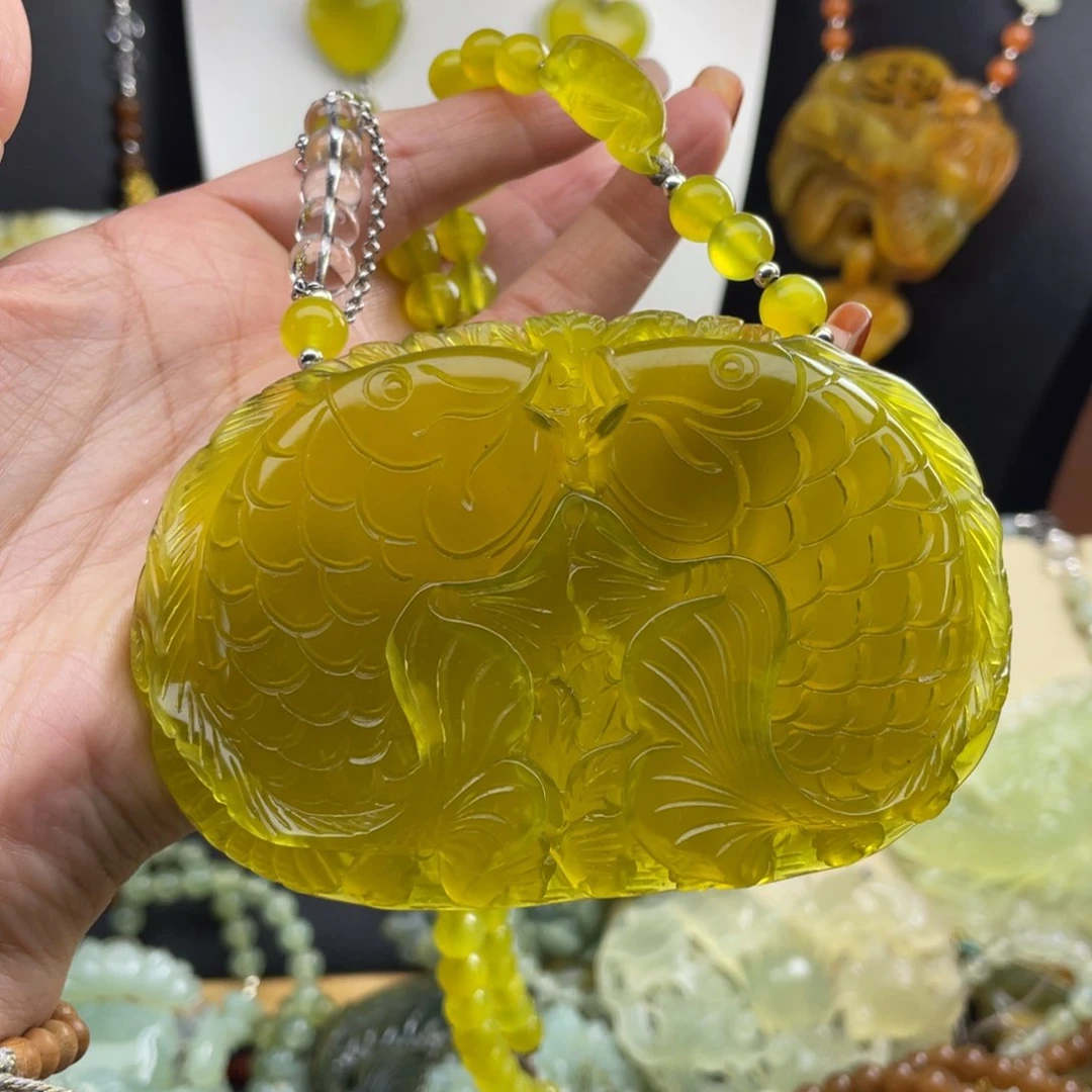 未镶嵌蛇纹石玉颈饰