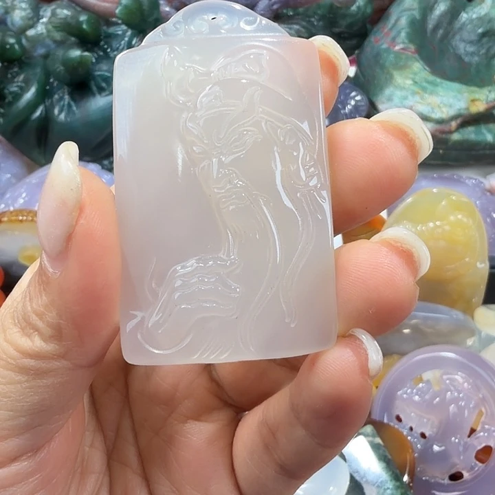 玛瑙/玉髓未镶嵌吊坠