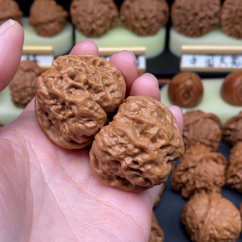 【闪购商品】文玩核桃吊坠百**苏蛤蟆