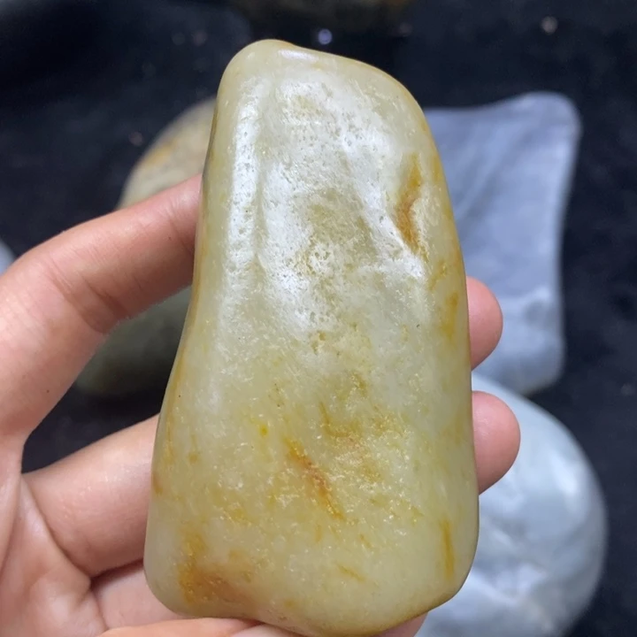 未镶嵌和田玉（糖玉）挂件