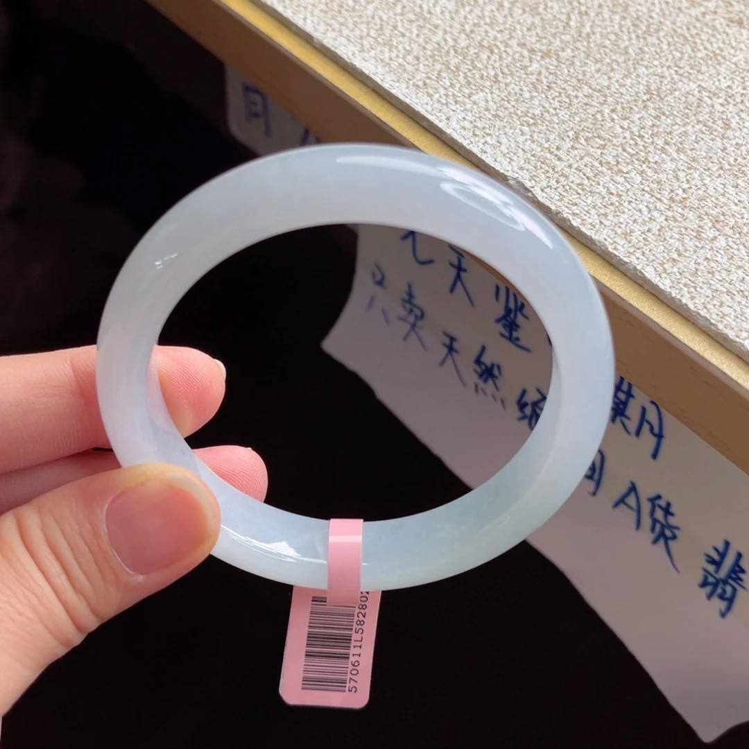翡翠未镶嵌手镯手镯