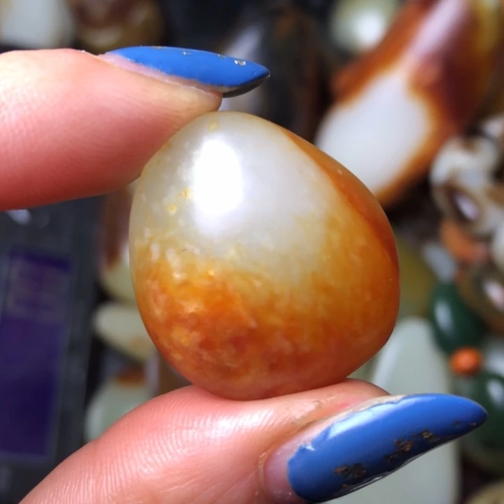 和田玉未镶嵌珠宝奇石