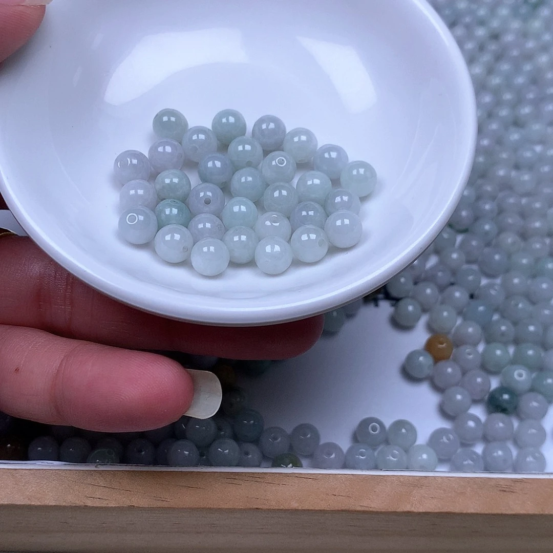 翡翠散珠翡翠翡翠卡6.9    100颗60元