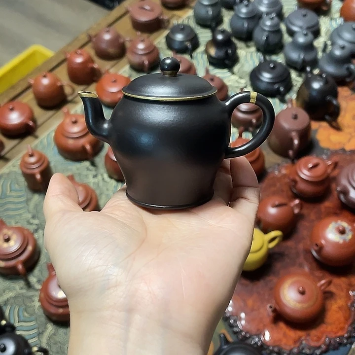 茶壶紫砂全手工打造