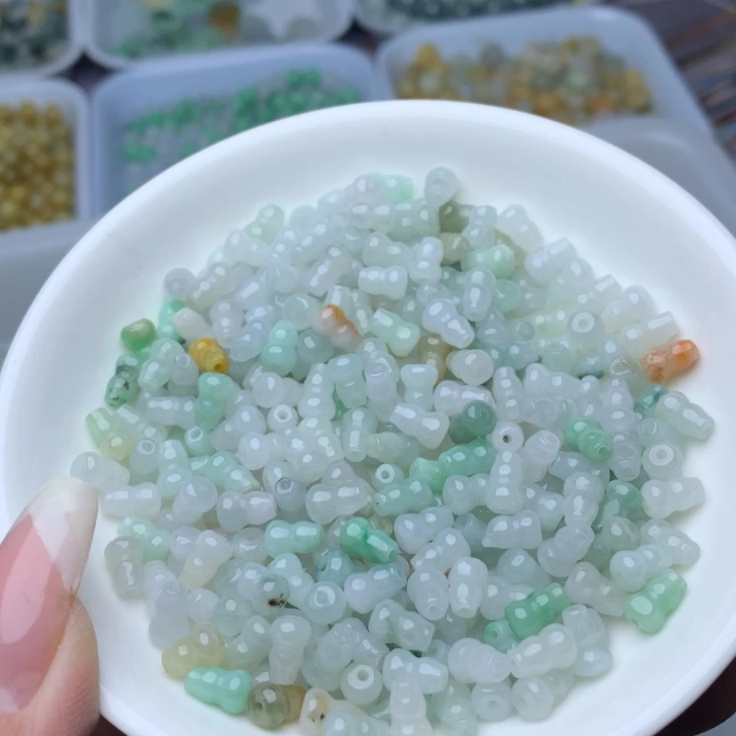 【闪购商品】翡翠手链未镶嵌卡5*7.4冰葫芦50个