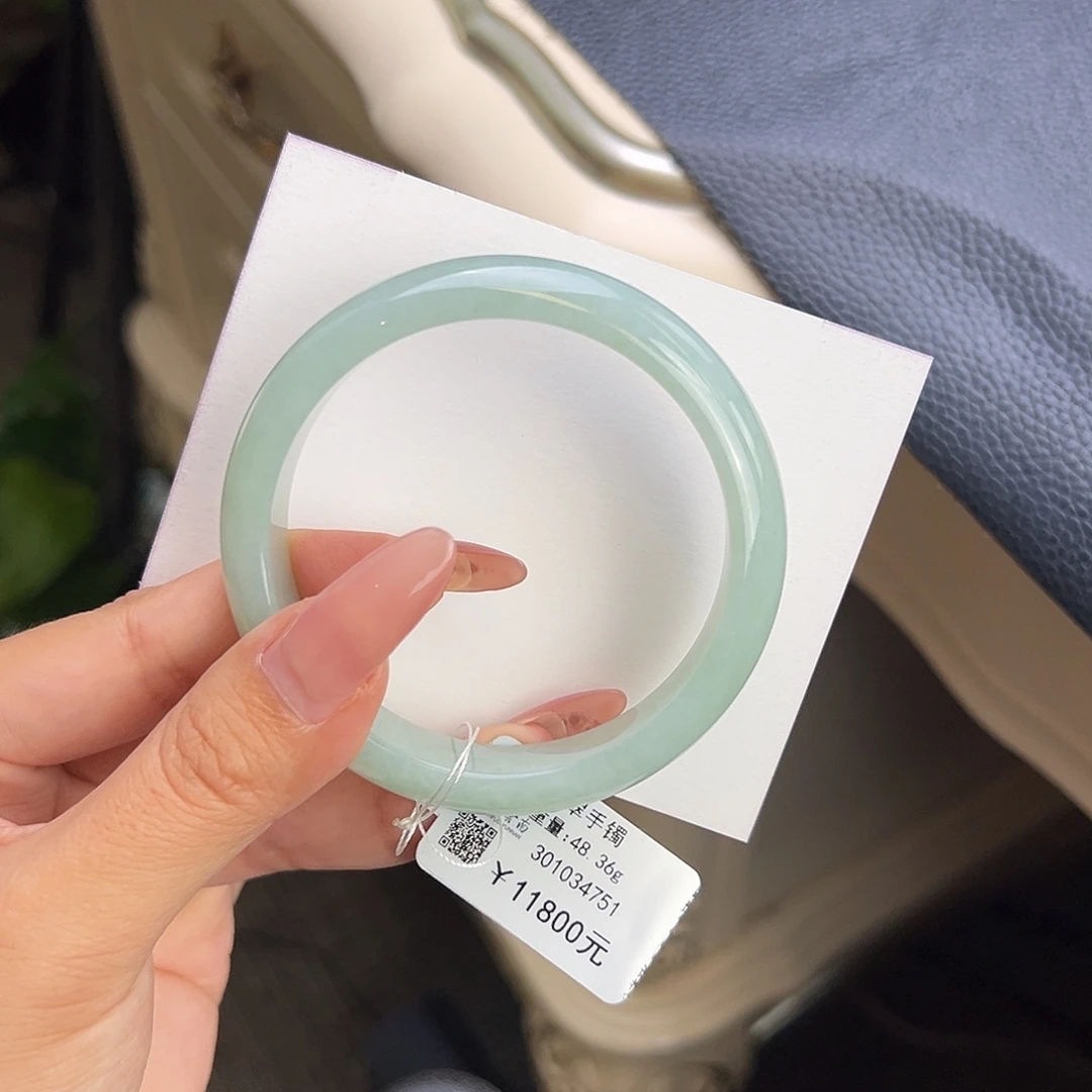 翡翠手镯未镶嵌55.5冰绿晴