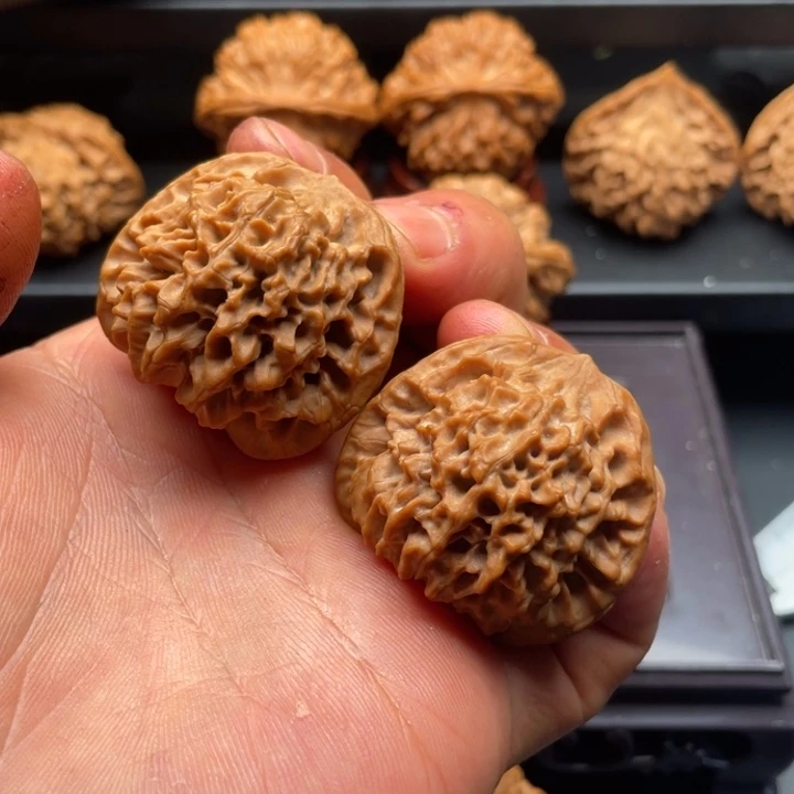 桃核吊坠秦岭秦闷38