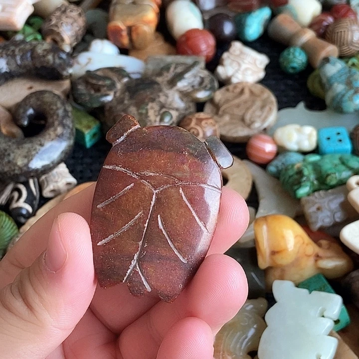 和田玉未镶嵌颈饰64