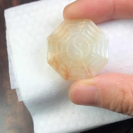 翡翠未镶嵌颈饰缅甸A货，每天下午1点半开播