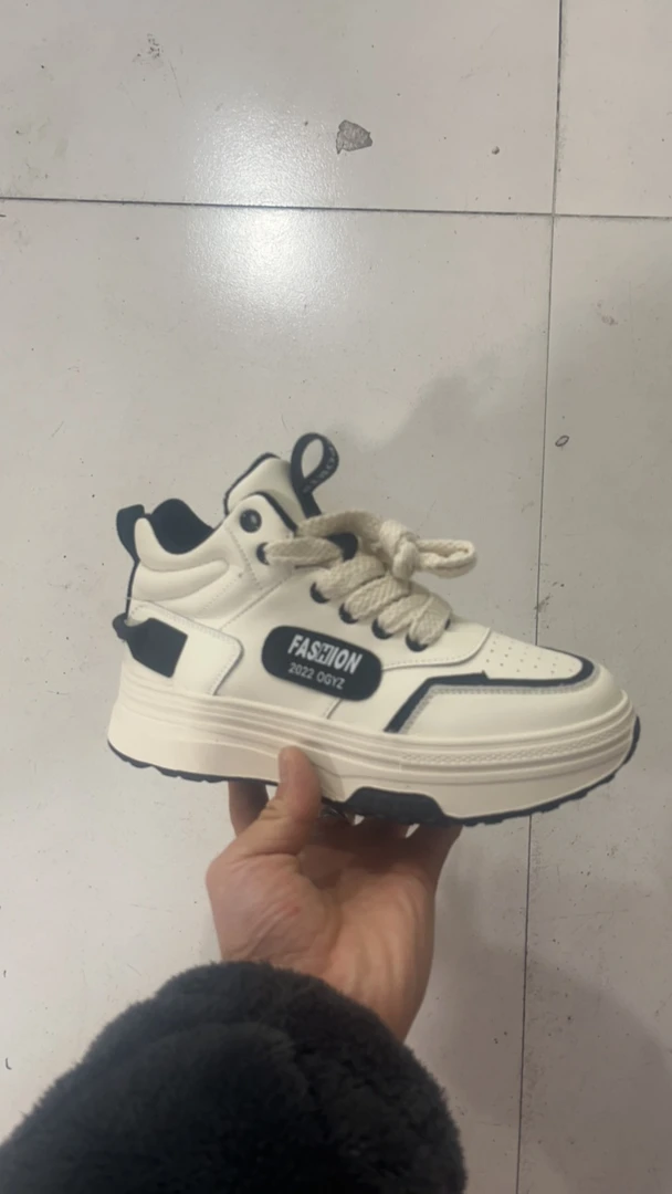 832牛皮百搭休闲单鞋