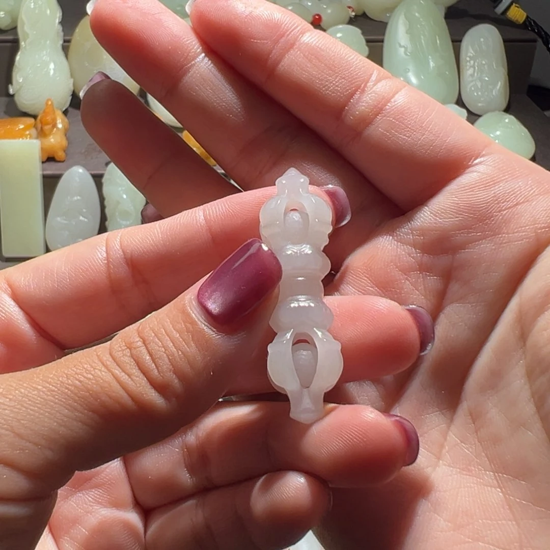 颈饰未镶嵌和田玉杨*杨