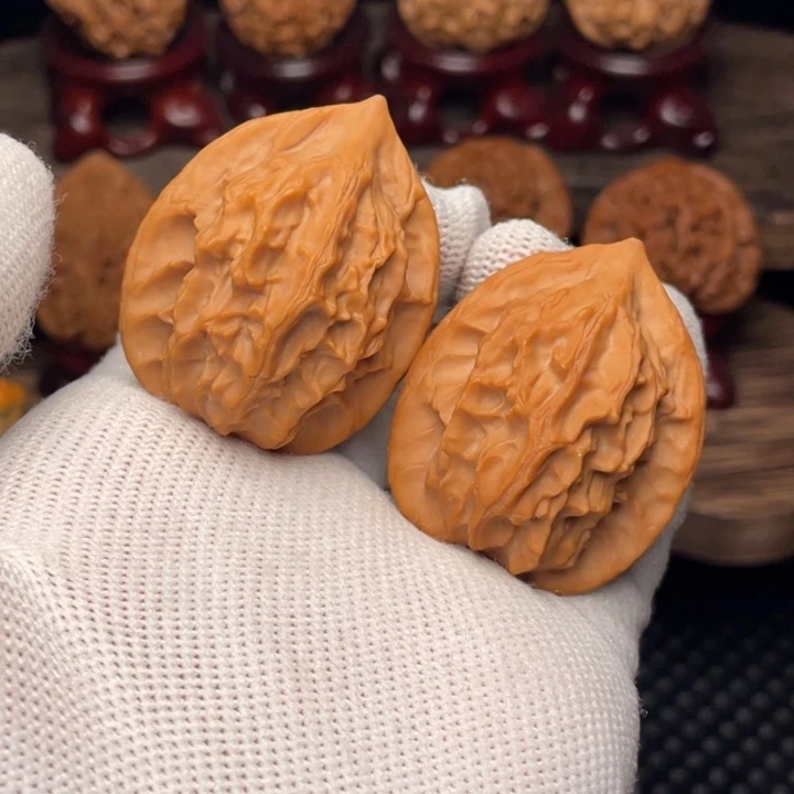 凰***把件文玩核桃秦岭野生山魄系列剑槊33