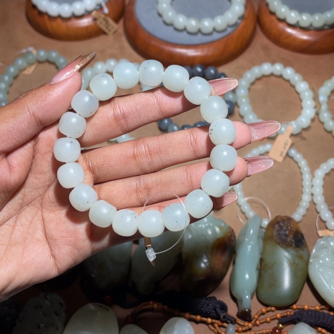 和田玉未镶嵌手链