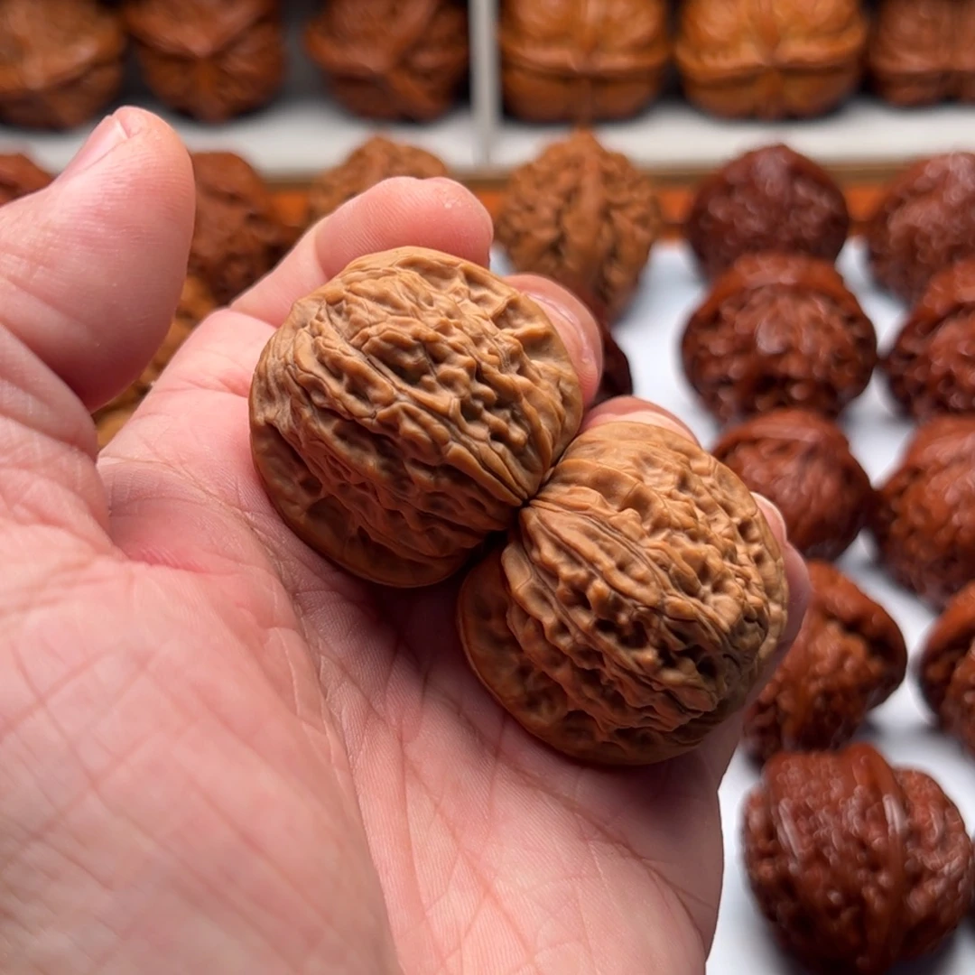 文玩核桃把件市*楼子