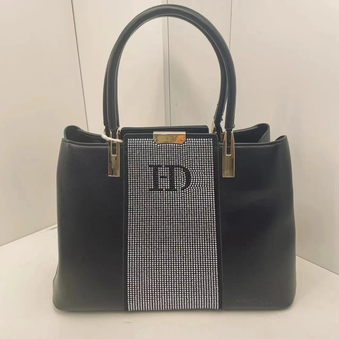 【粉丝福利】时尚百搭潮流女包