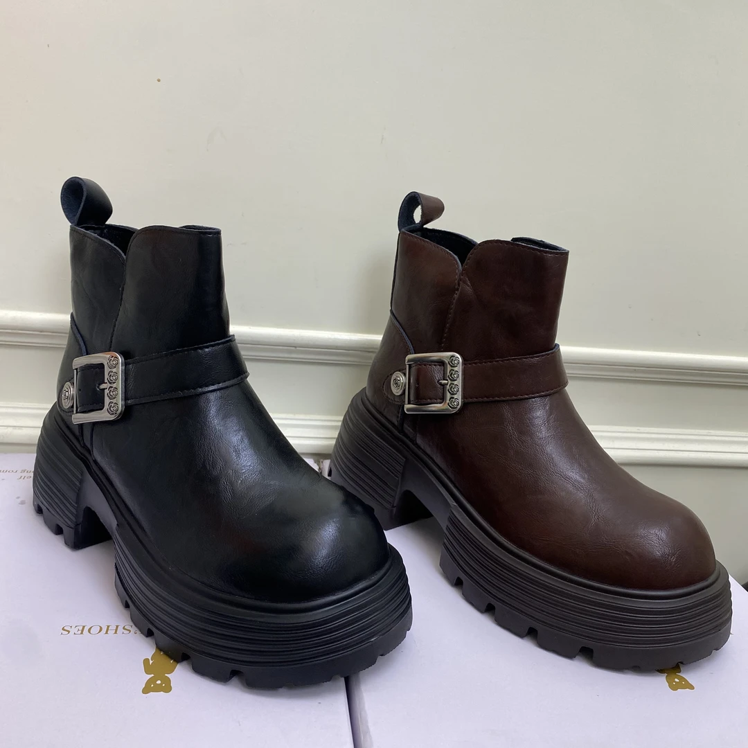 8897-3新款女鞋推荐