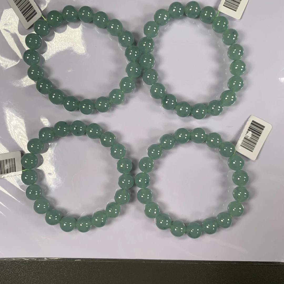 翡翠A货绿手串多样性发货，发一件 711