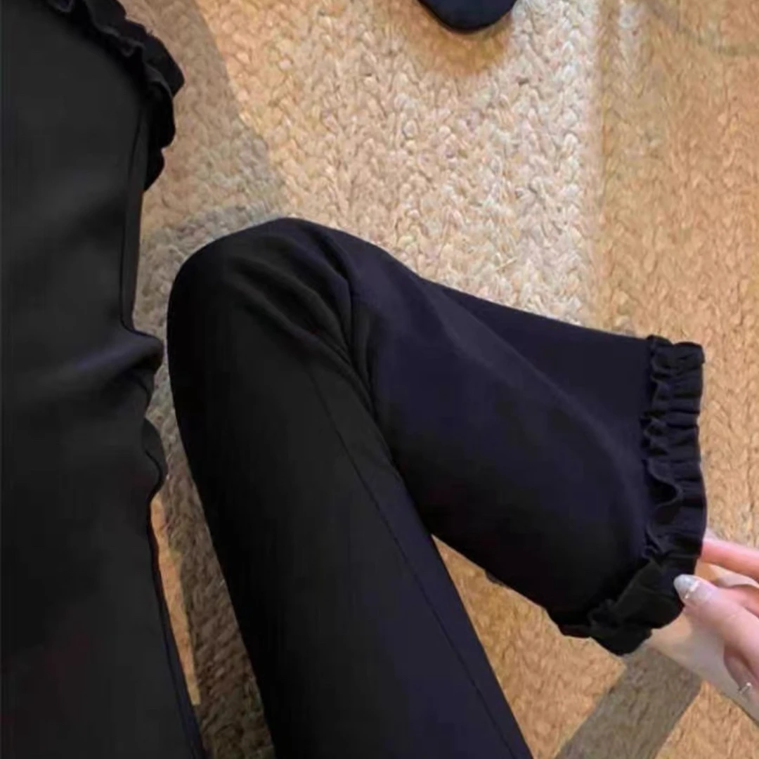 新款高腰显瘦黑色花边微喇九分休闲裤