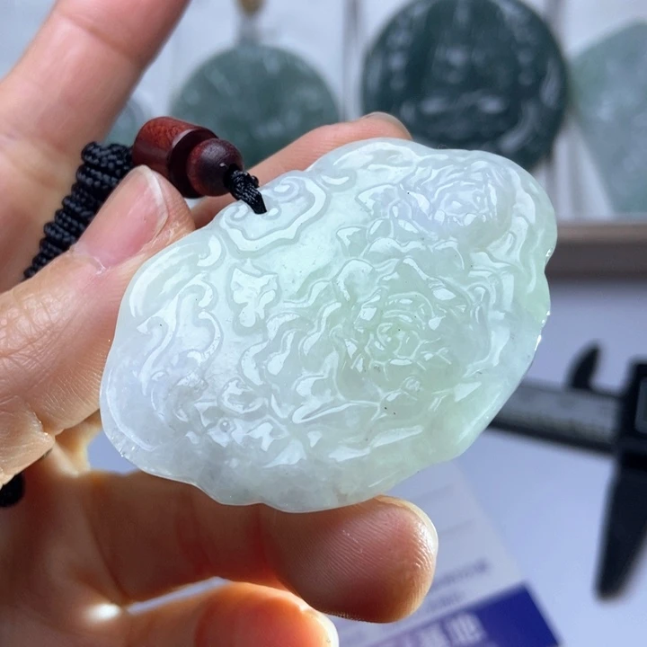 翡翠未镶嵌挂件翡翠