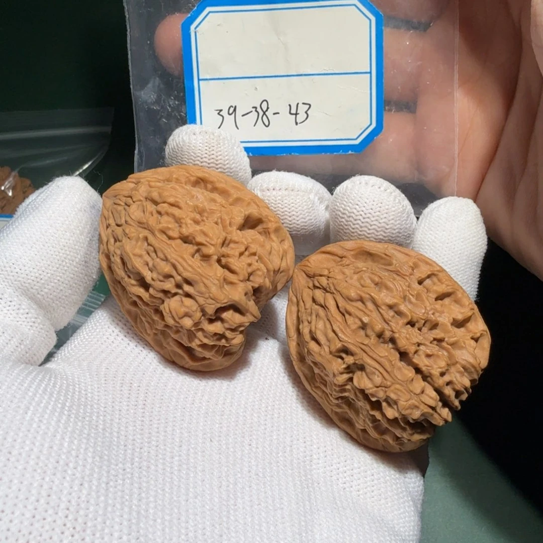 吊坠文玩核桃南疆手剥高炮12